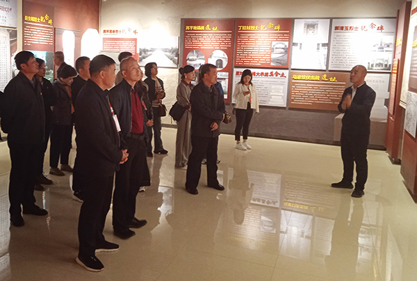 西柏坡红色教育.jpg 西柏坡红色教育.jpg