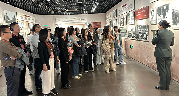 西柏坡红色教育.jpg 西柏坡红色教育.jpg