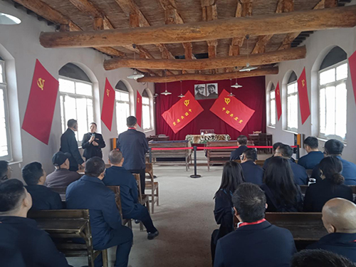 1742463058183363.jpg 图片2.jpg