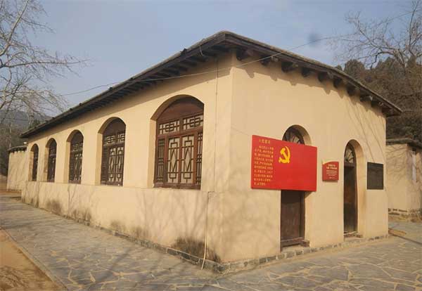 西柏坡红色教育