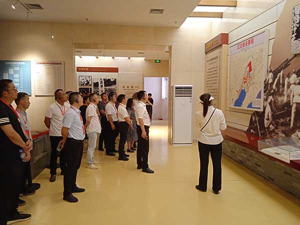 西柏坡干部学院现场教学